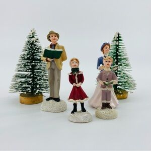 Avon Holiday Splendor Gazebo Accessory Kit The Smith’s Caucasian Family w/Box